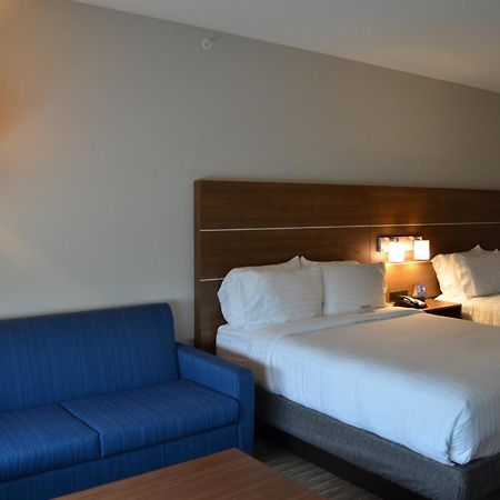 Holiday Inn Express & Suites - Charlotte Ne - University Area, An Ihg Hotel Eksteriør billede