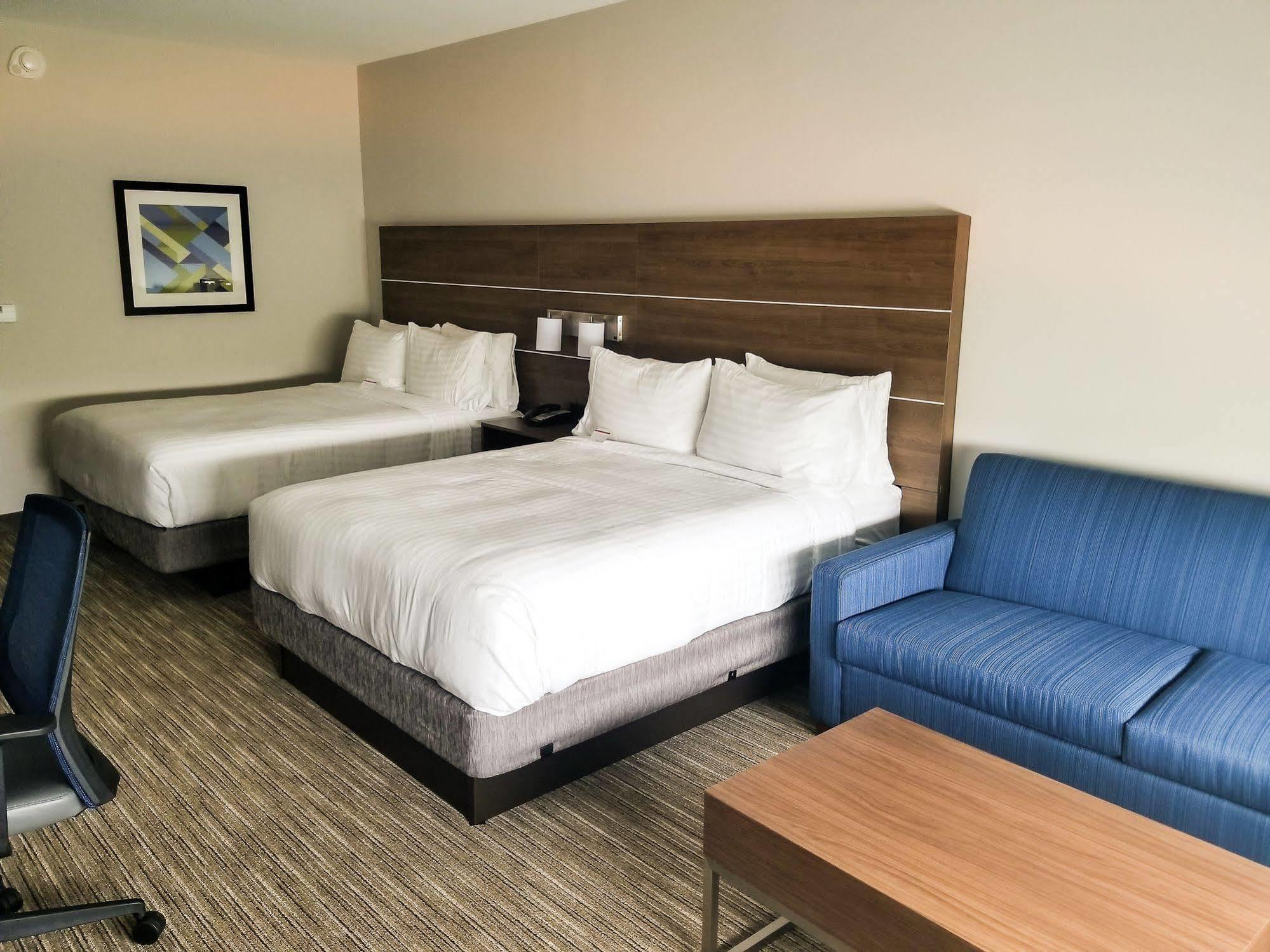 Holiday Inn Express & Suites - Charlotte Ne - University Area, An Ihg Hotel Eksteriør billede