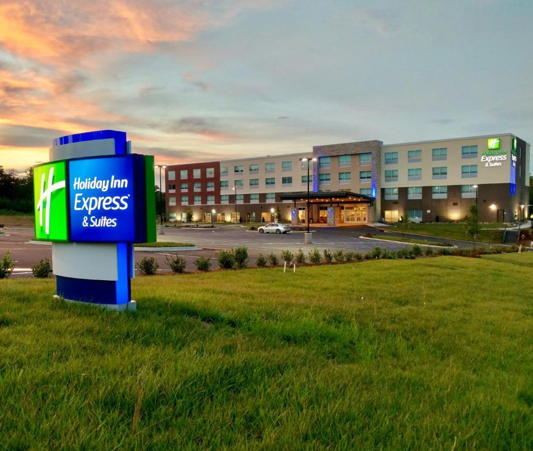 Holiday Inn Express & Suites - Charlotte Ne - University Area, An Ihg Hotel Eksteriør billede